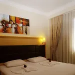 Ecem Hotel *